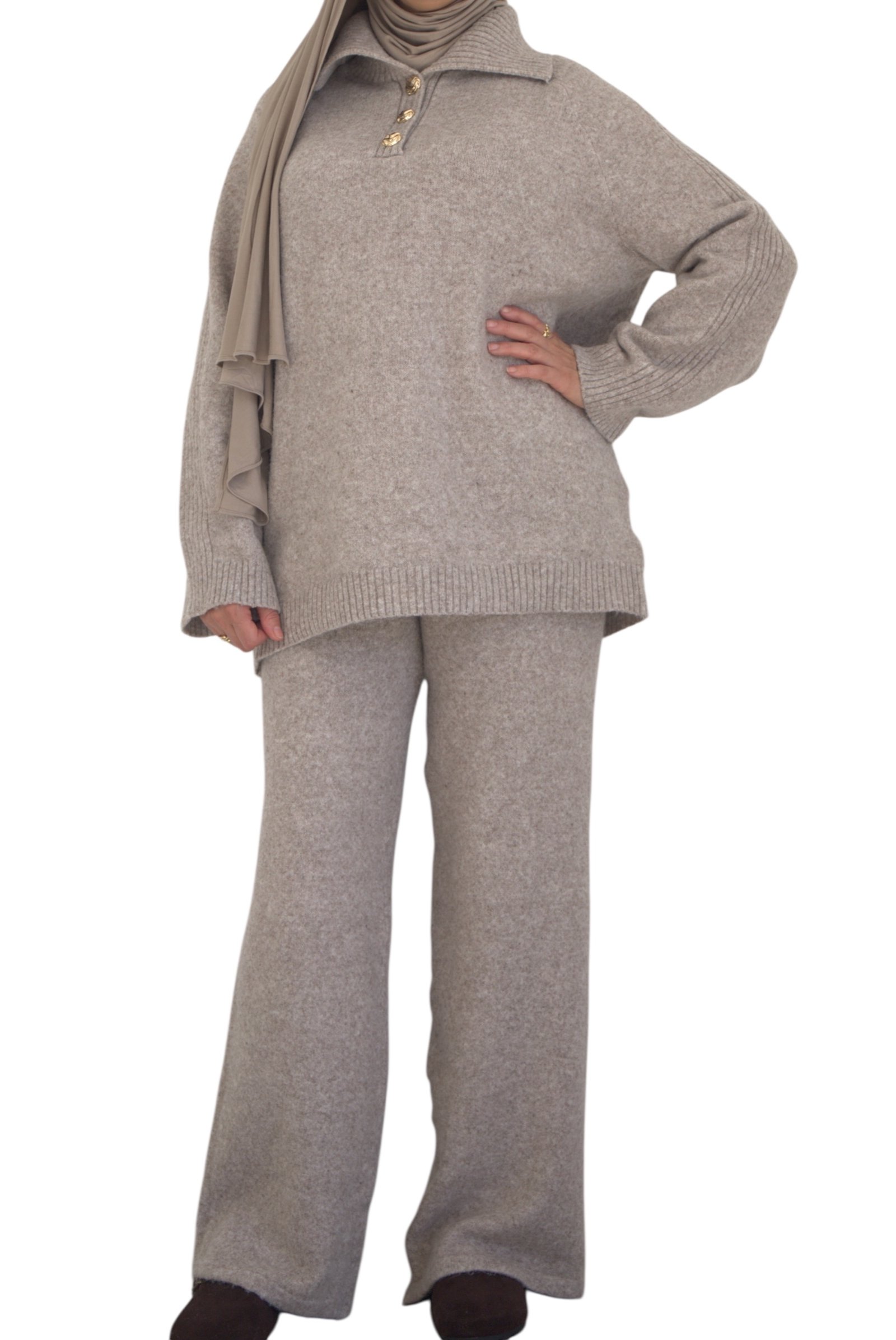 Ensemble beige boutons dorés